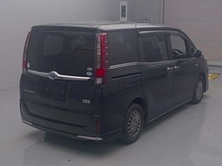 TOYOTA ESQUIRE 2015