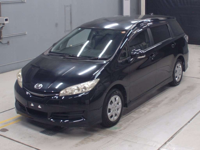TOYOTA WISH 2013