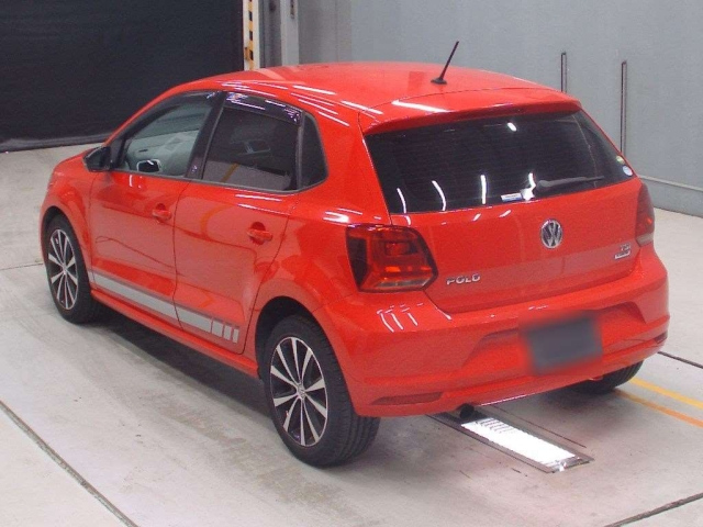 VOLKSWAGEN POLO 2017
