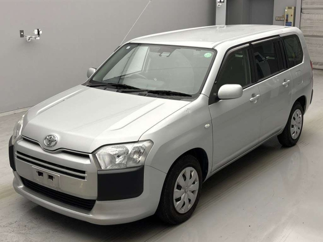 TOYOTA PROBOX 2017