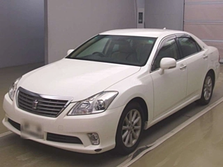TOYOTA CROWN 2010