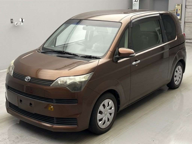 TOYOTA SPADE 2014