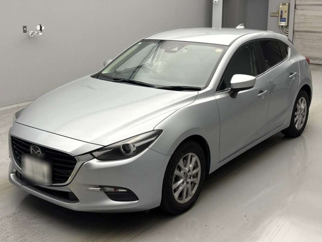 MAZDA AXELA 2017