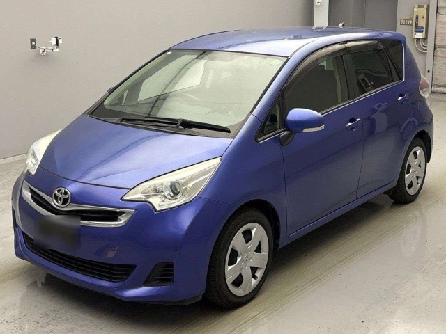 TOYOTA RACTIS 2014