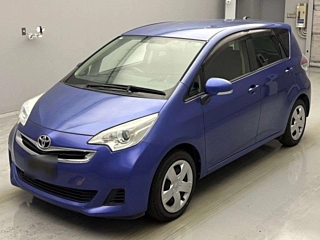 TOYOTA RACTIS 2014