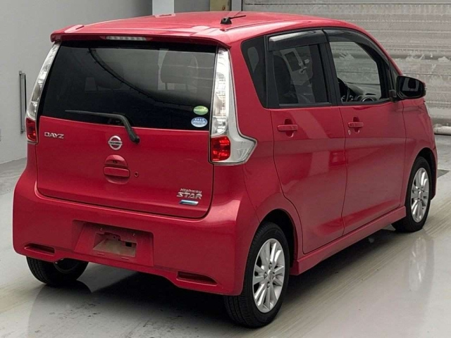 NISSAN DAYZ 2015