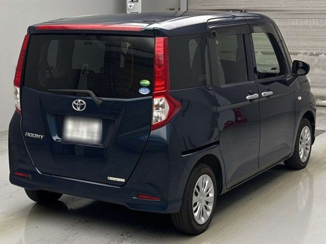 TOYOTA ROOMY 2019