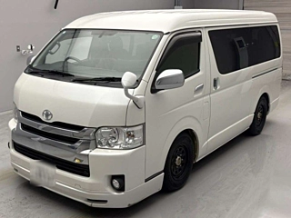 TOYOTA HIACE 2015