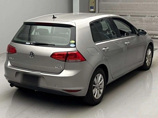 VOLKSWAGEN GOLF 2016