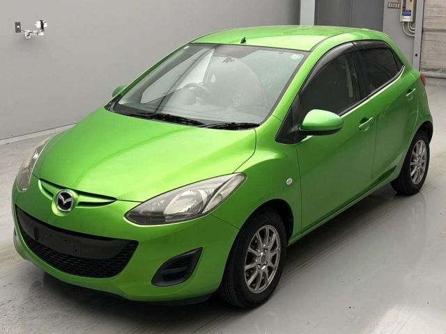 MAZDA DEMIO 2011
