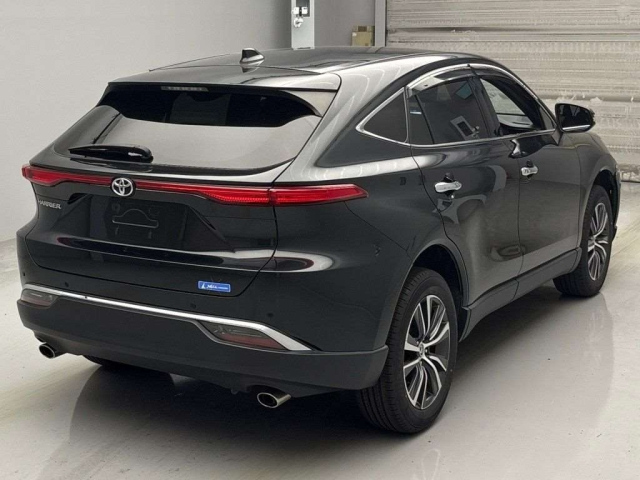 TOYOTA HARRIER 2021