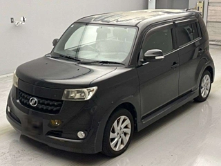 TOYOTA BB 2010
