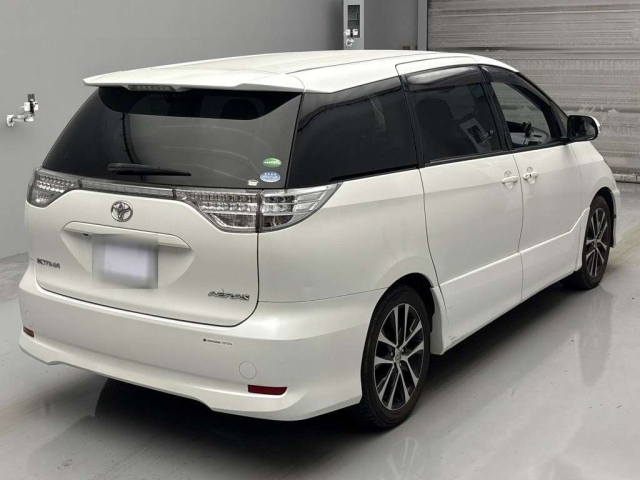TOYOTA ESTIMA 2012