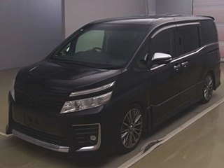 TOYOTA VOXY 2015
