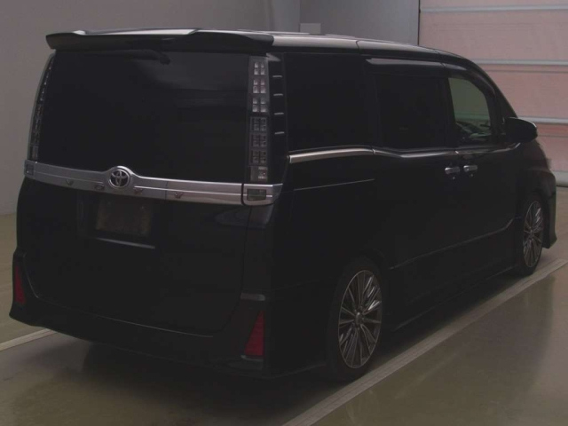 TOYOTA VOXY 2015