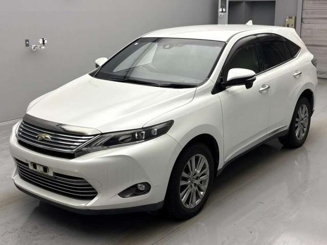 TOYOTA HARRIER 2015