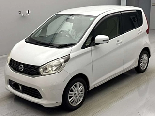 NISSAN DAYZ 2013
