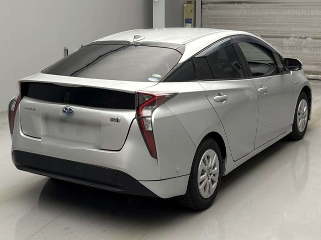 TOYOTA PRIUS 2018