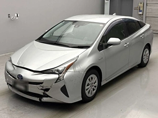 TOYOTA PRIUS 2018