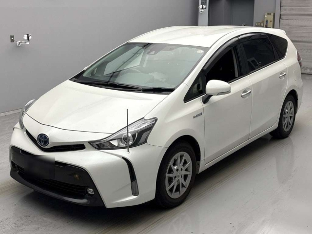TOYOTA PRIUS ALPHA 2020