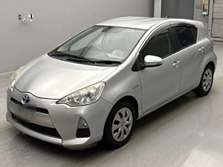 TOYOTA AQUA 2014