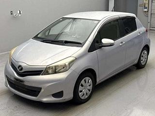 TOYOTA VITZ 2012