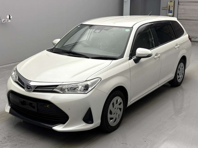 TOYOTA COROLLA FIELDER 2018