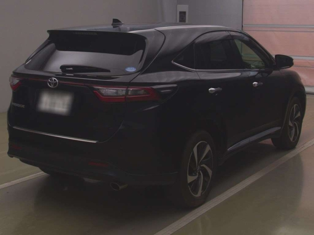 TOYOTA HARRIER 2018