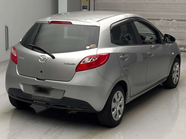 MAZDA DEMIO 2011
