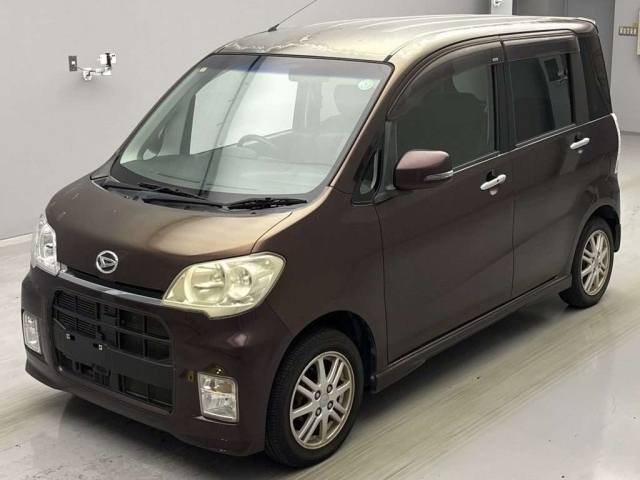 DAIHATSU TANTO EXE 2010