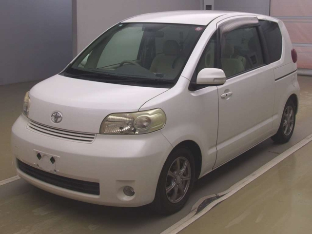 TOYOTA PORTE 2008