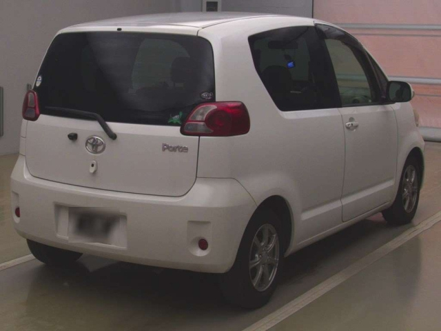 TOYOTA PORTE 2008