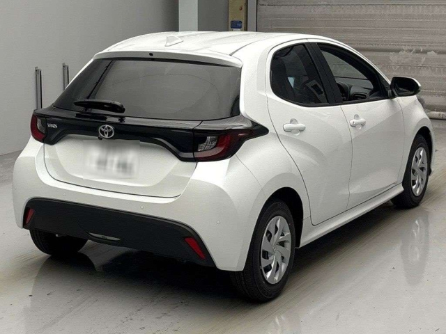 TOYOTA YARIS 2025
