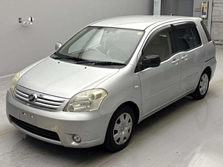 TOYOTA RAUM 2008