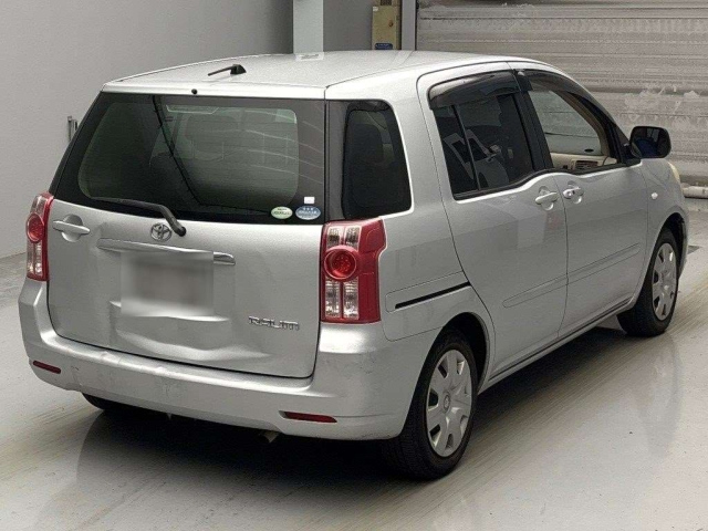 TOYOTA RAUM 2008