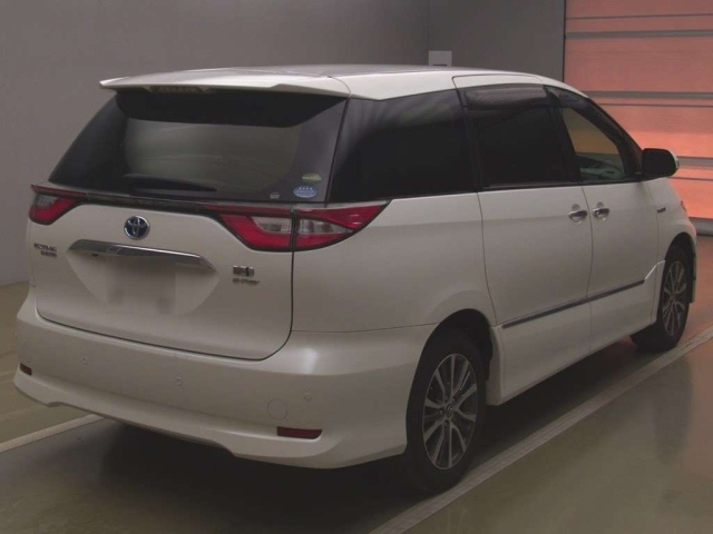 TOYOTA ESTIMA HYBRID 2016