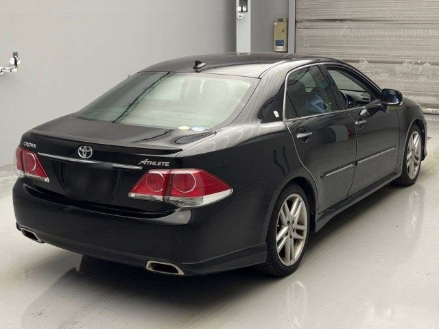 TOYOTA CROWN 2011