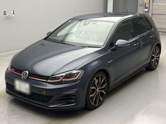 VOLKSWAGEN GOLF 2020