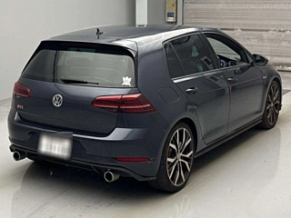 VOLKSWAGEN GOLF 2020