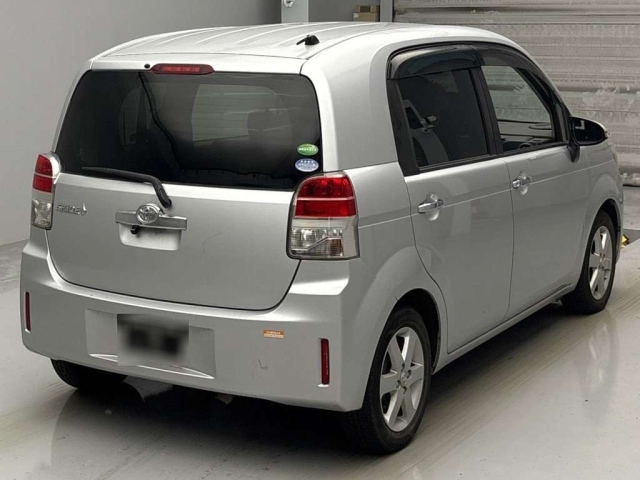 TOYOTA SPADE 2014