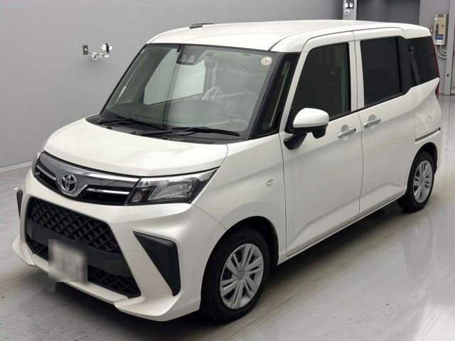 TOYOTA ROOMY 2022
