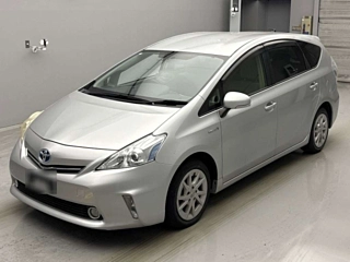 TOYOTA PRIUS ALPHA 2012