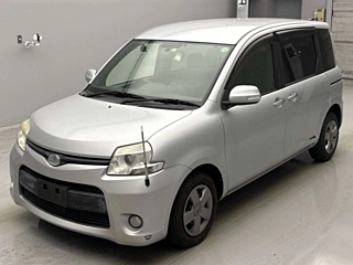 TOYOTA SIENTA 2015