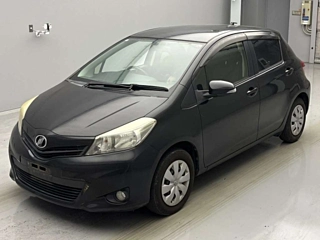 TOYOTA VITZ 2012