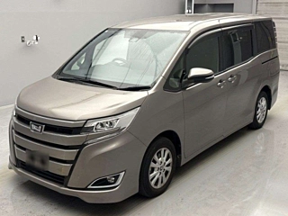 TOYOTA NOAH 2018