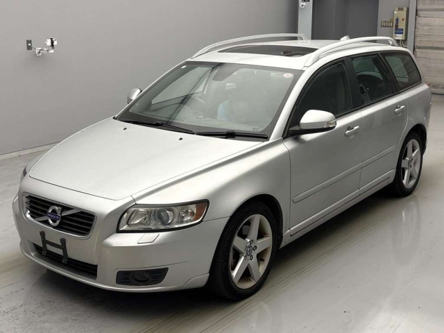 VOLVO V50 2012