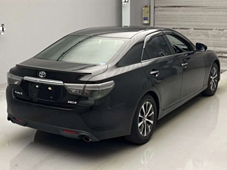 TOYOTA MARK X 2017