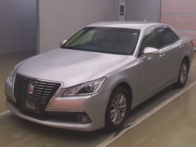 TOYOTA CROWN 2013