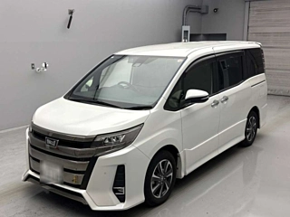 TOYOTA NOAH 2019