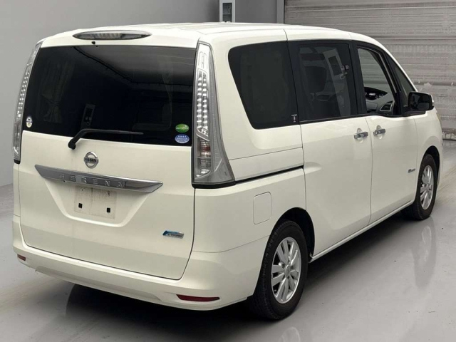 NISSAN SERENA 2012